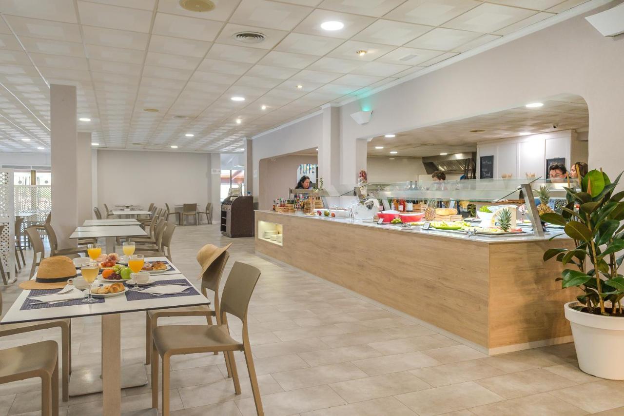 Fergus Club Carema Splash Playas De Fornells Buitenkant foto